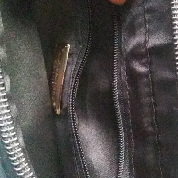 Handbag - Picture 3 of 4